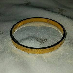 Very nice vintage gold tone starburst bangle